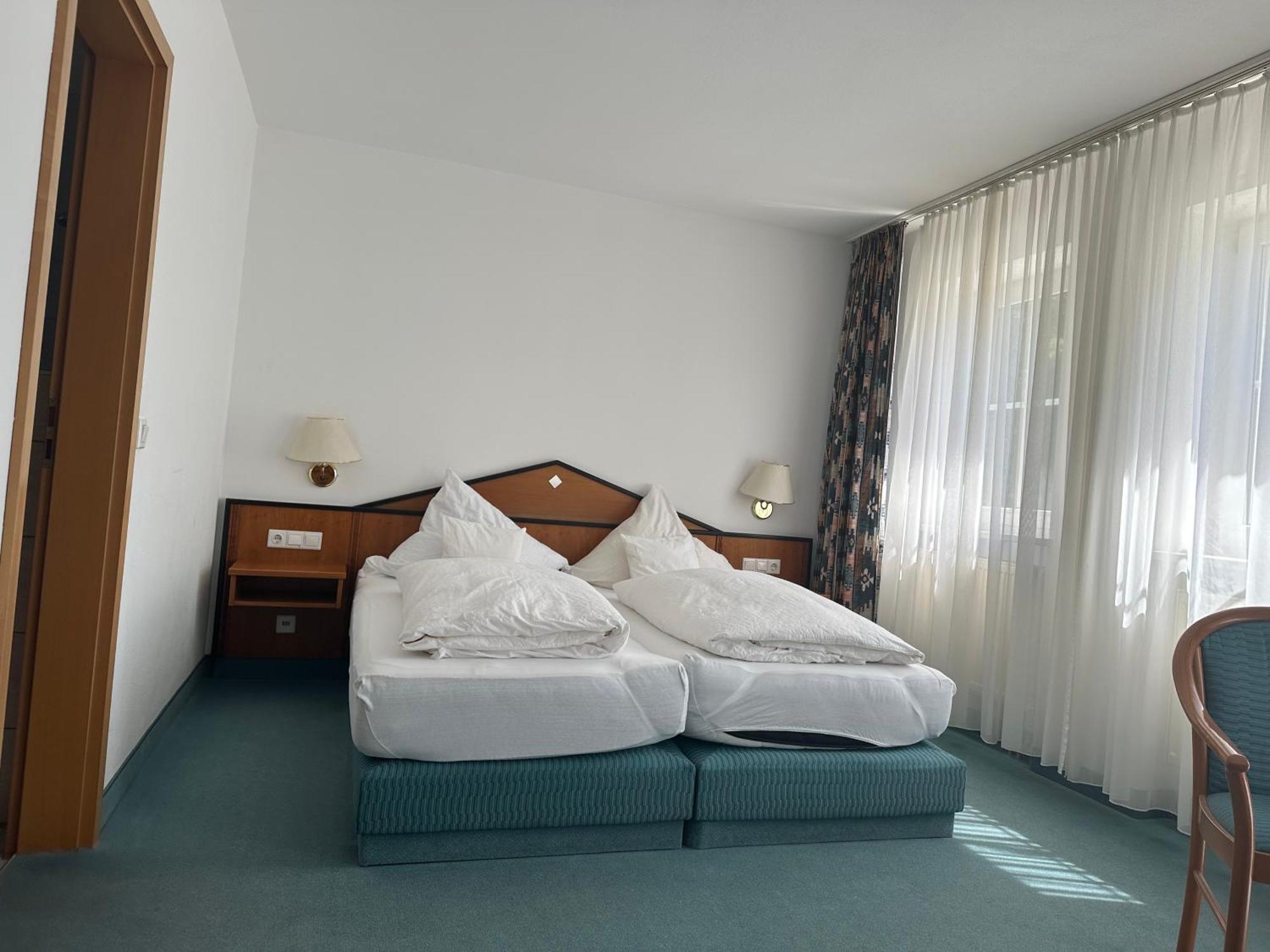 Reichertshofen St Hotel מראה חיצוני תמונה
