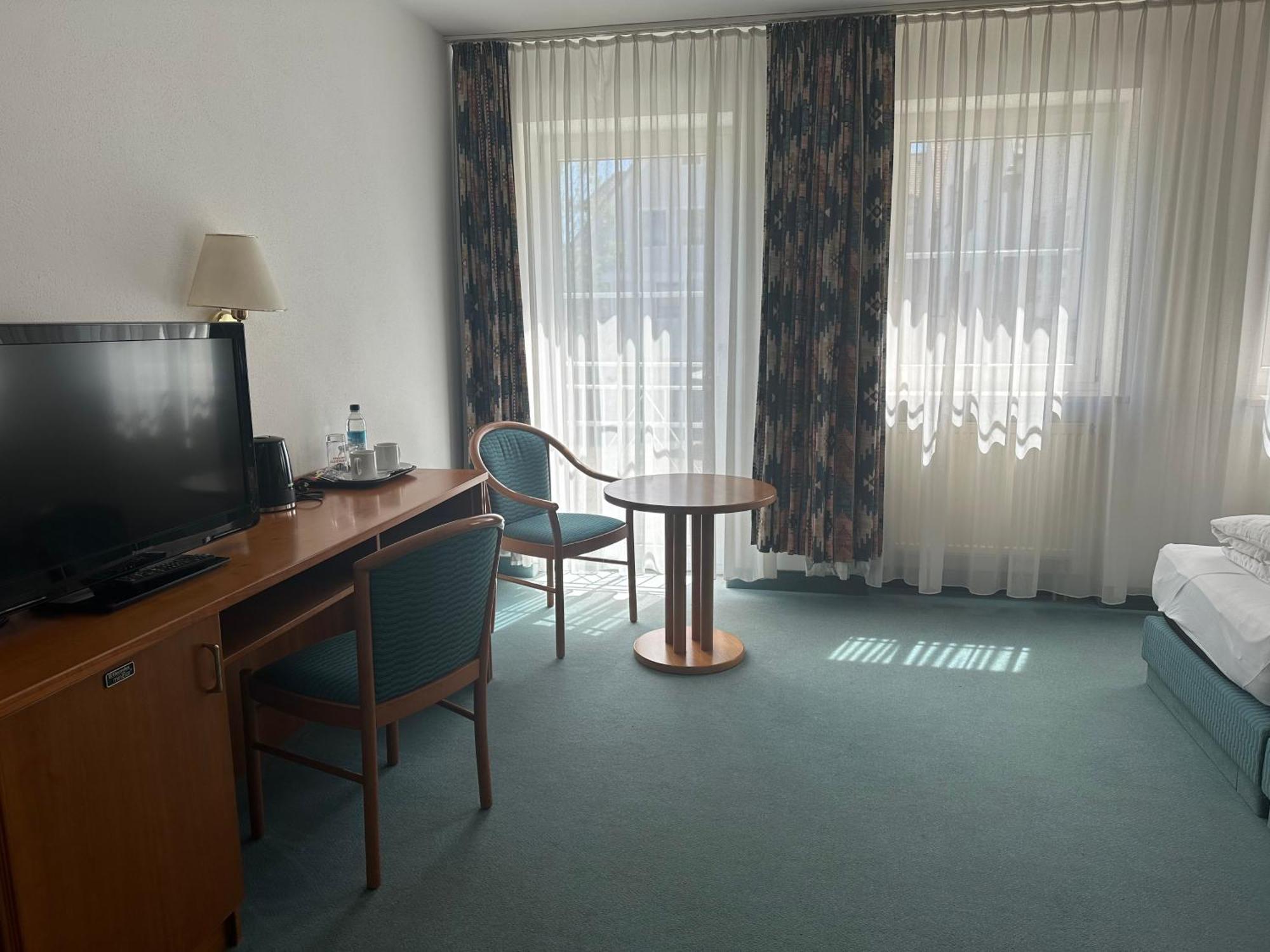 Reichertshofen St Hotel מראה חיצוני תמונה