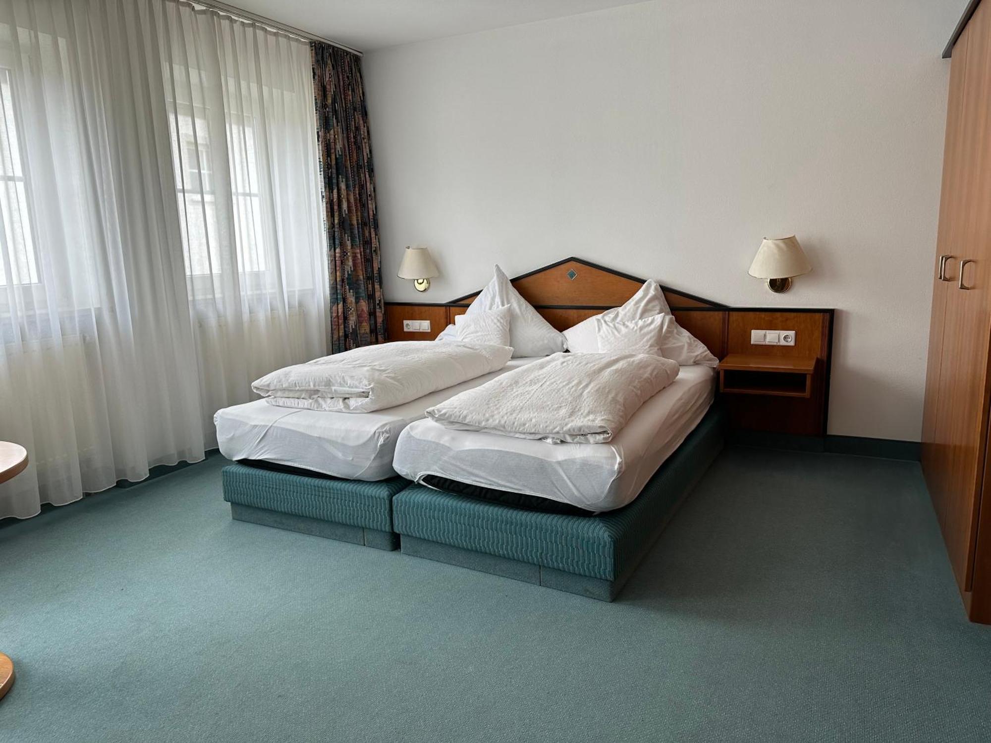 Reichertshofen St Hotel מראה חיצוני תמונה